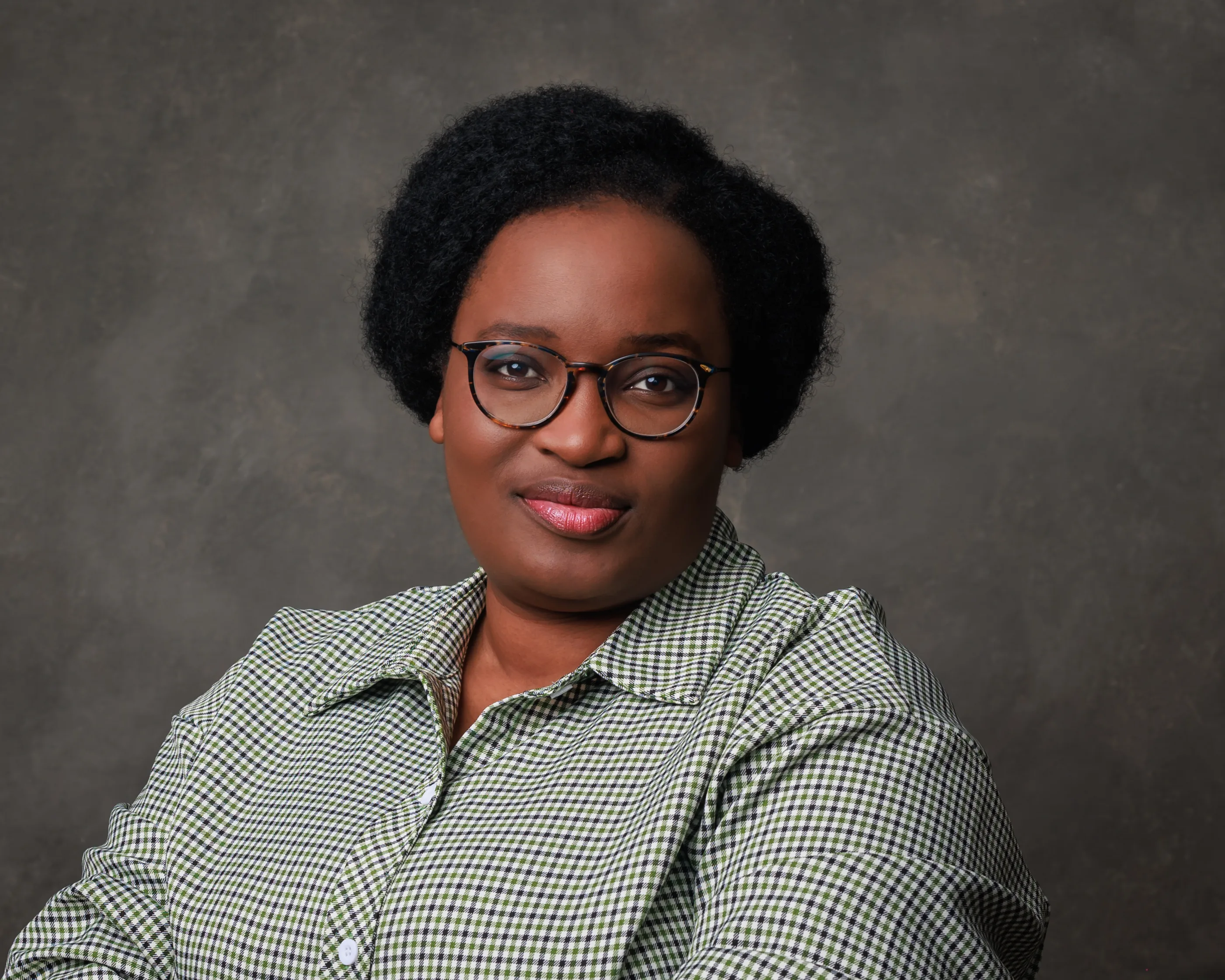 Portrait de Daniella Tchana, fondatrice de StratIA Advisory